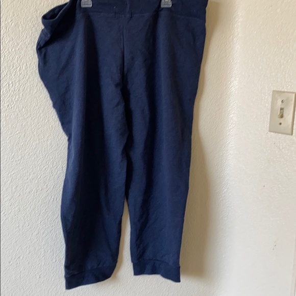 EDDIE BAUER super soft sueded french terry capri - Picture 4 of 8